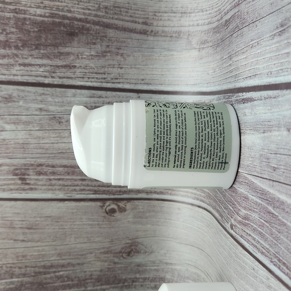 LilyAna Naturals trio NWOB Eye, Retinol& Face  Cream  1.7oz x3 Anti-Aging** - Picture 4 of 7